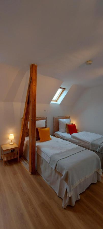 Ruesternsuite, Naehe Rue & Messe, Museum Folkwang, Netflix Apartment